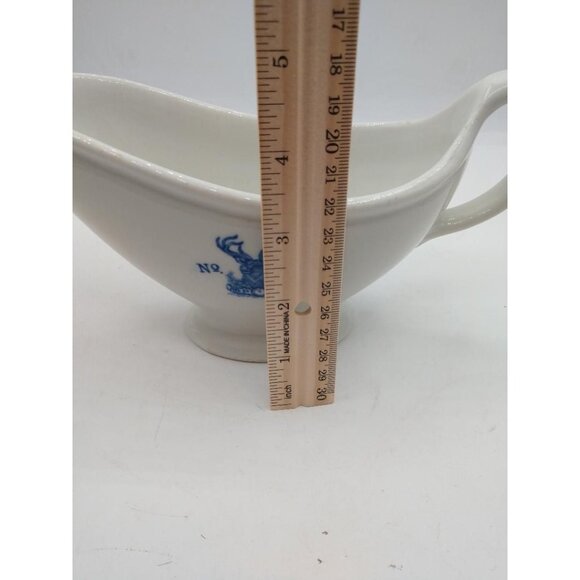 Vintage White Gravy Boat With Blue Stag Crest No. 521 Porcelain 9" Long - Picture 4 of 5